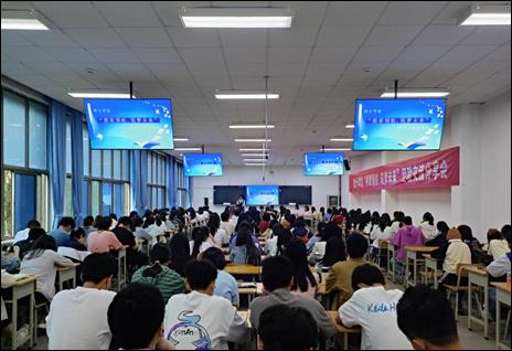 288adb82a677439bf31d3aee075d733